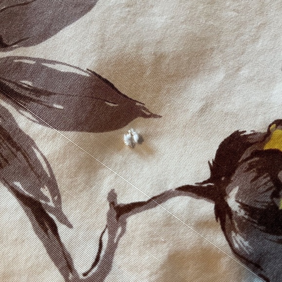 Vintage Tablecloth Beige with Yellow and Browns, Floral and Branch pattern - Picture 6 of 6